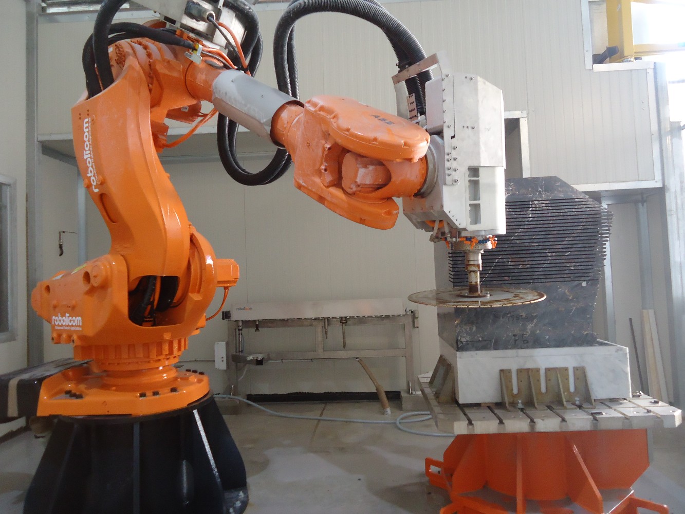 SCULTOROB CNC ROBOT